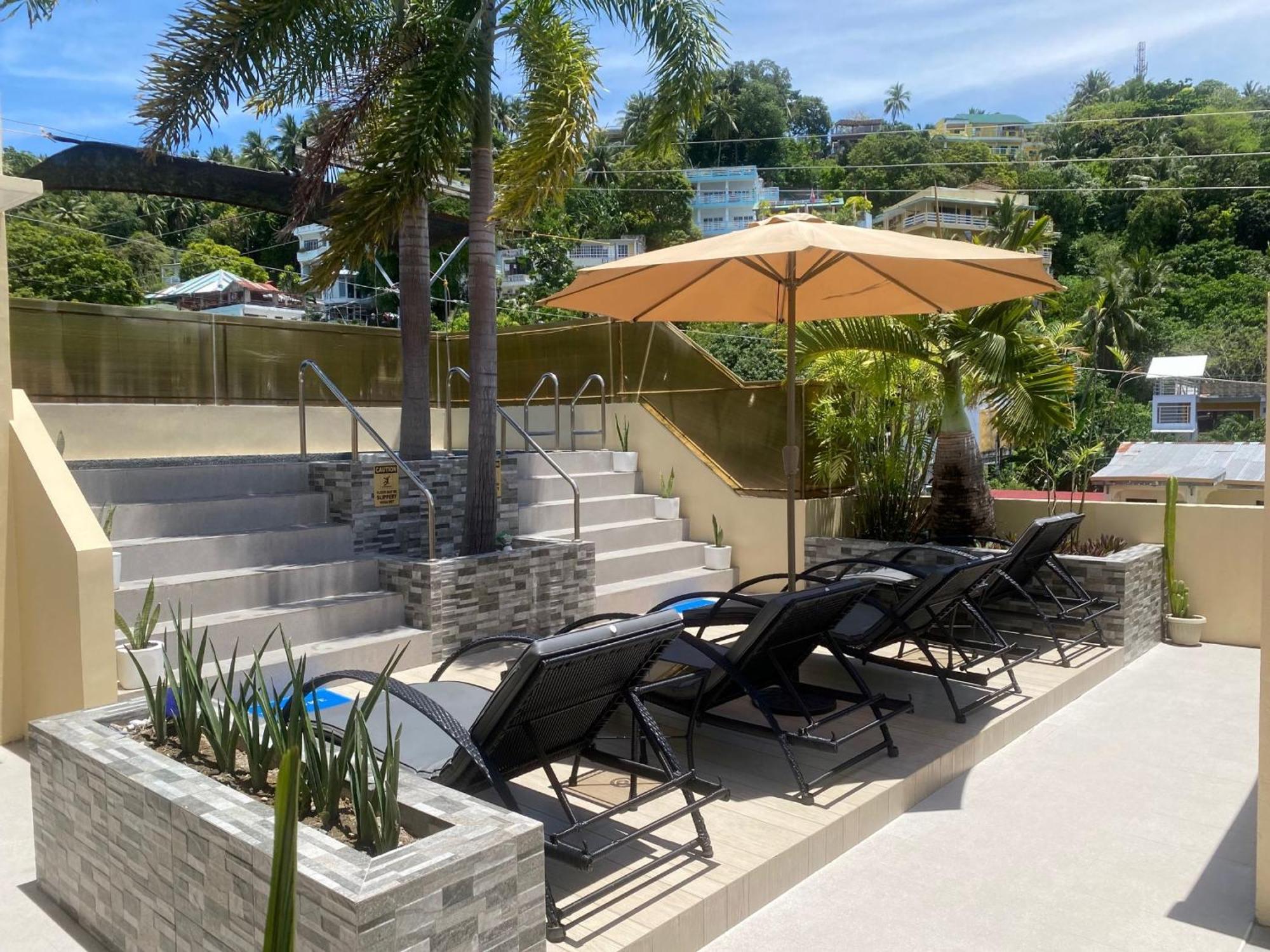 Papa Freds Beach Resort Puerto Galera Exterior photo